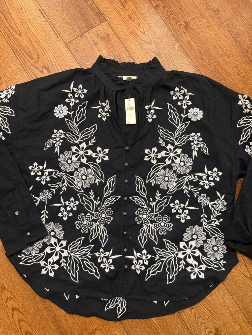 Pilcro Black Button-Down Shirt with White Floral Embroidery